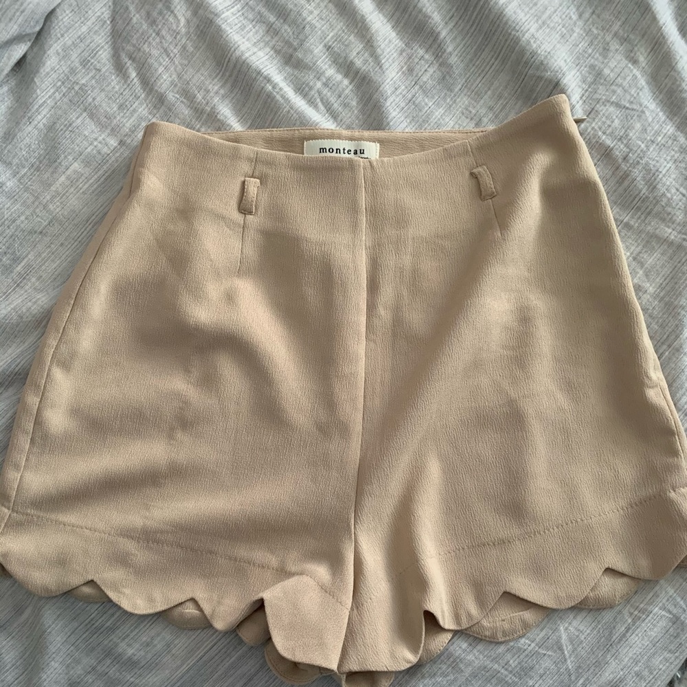 Tan monteau shorts